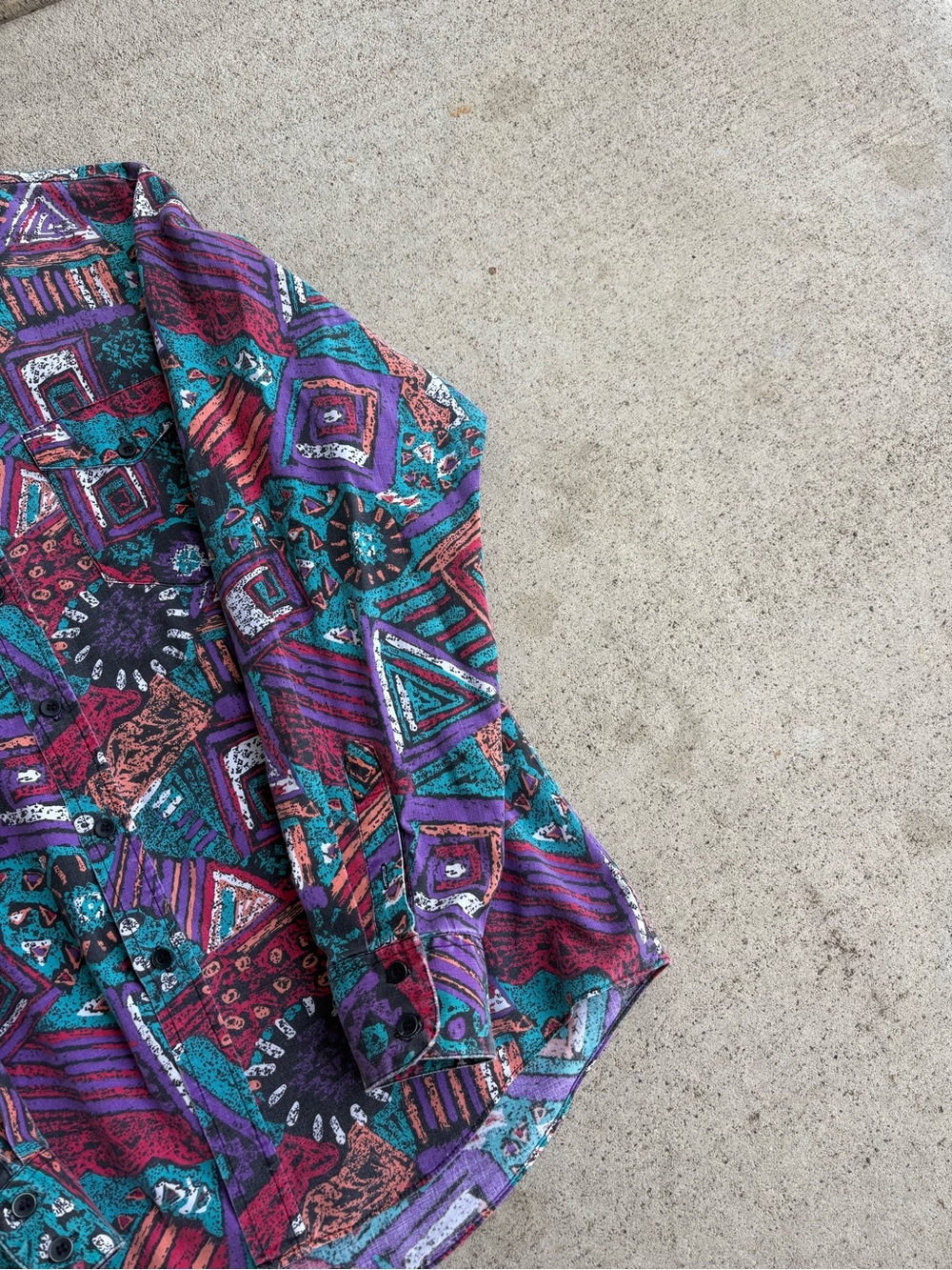 Vintage 90s Wrangler Western Aztec Abstract Geometric Button Up Shirt - Picture 4 of 6